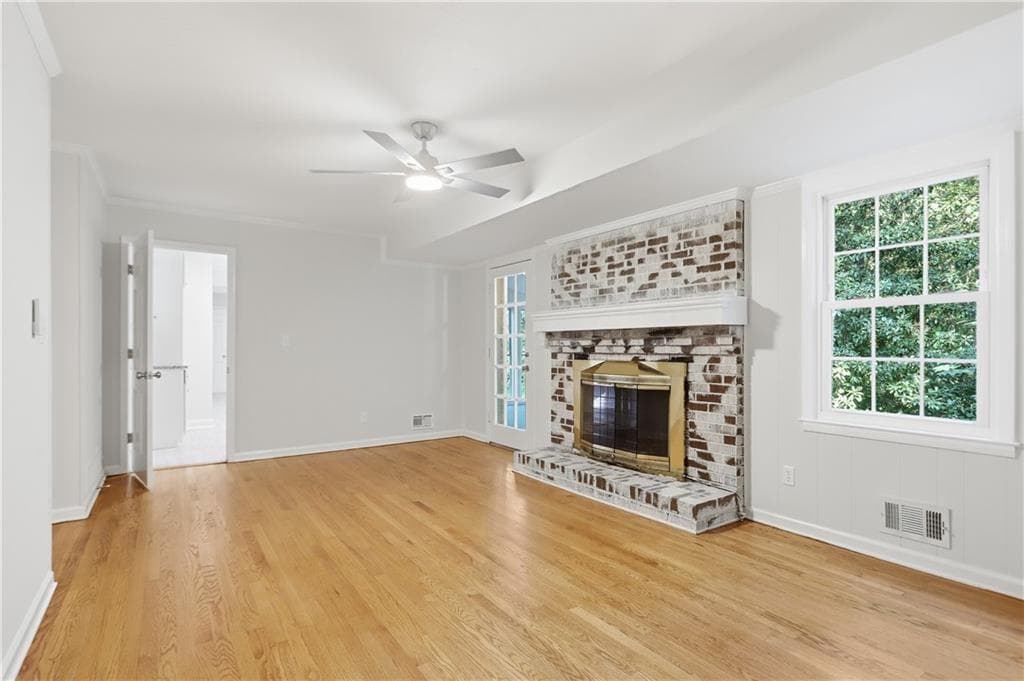 4 bedroom, 3 bathroom, 3,419 sq ft single family residence under contract at 1215 Lake Crest Terrace, Roswell, GA 30075 — photo 3