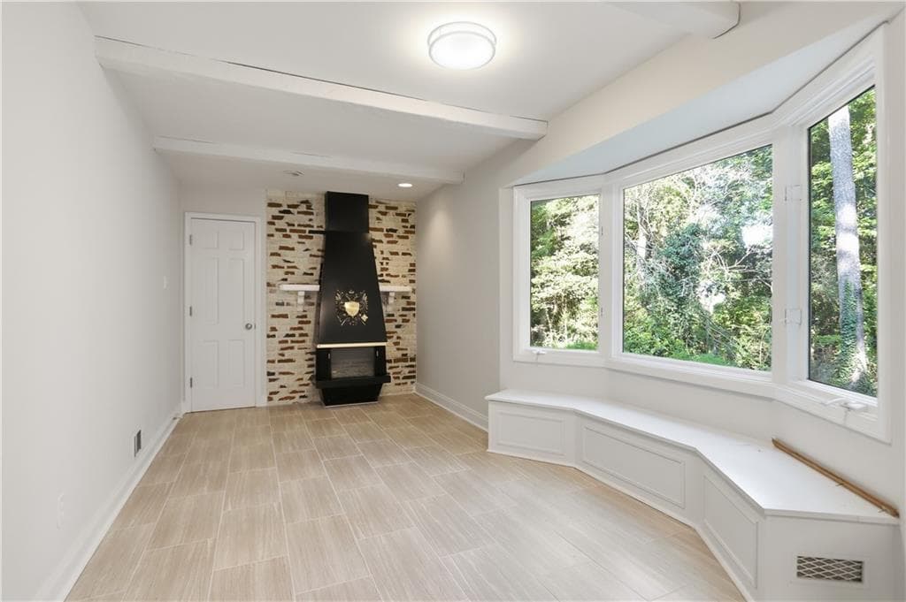 4 bedroom, 3 bathroom, 3,419 sq ft single family residence under contract at 1215 Lake Crest Terrace, Roswell, GA 30075 — photo 9