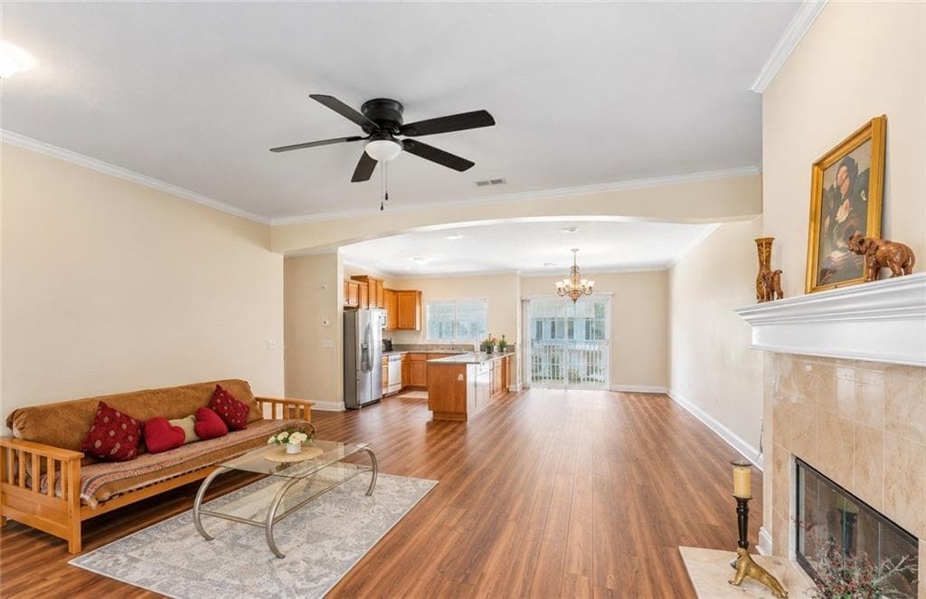 2 bedroom, 2 bathroom, 1,426 sq ft condominium for sale at 4017 Steeplechase, Alpharetta, GA 30004 — photo 3