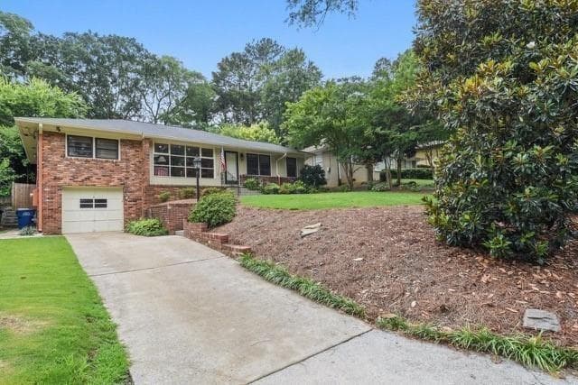 3 bedroom, 2 bathroom, 1,578 sq ft single family residence for rent at 571 Wimbledon Road, Atlanta, GA 30324 for $3,900 a month — photo 2
