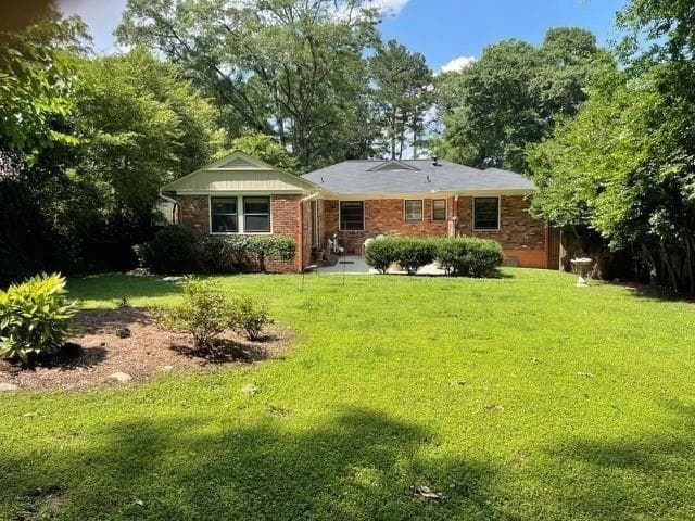 3 bedroom, 2 bathroom, 1,578 sq ft single family residence for rent at 571 Wimbledon Road, Atlanta, GA 30324 for $3,900 a month — photo 3