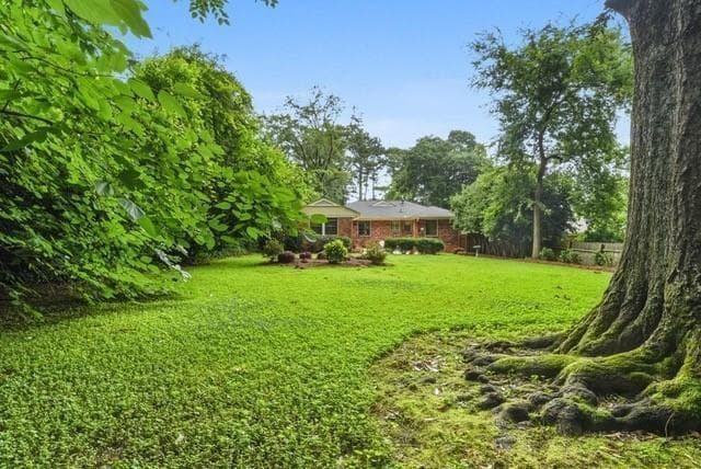 3 bedroom, 2 bathroom, 1,578 sq ft single family residence for rent at 571 Wimbledon Road, Atlanta, GA 30324 for $3,900 a month — photo 4
