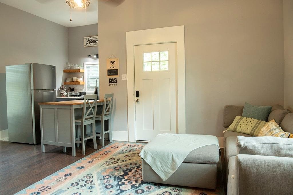 2 bedroom, 1 bathroom, 688 sq ft single family residence for sale at 534 Lovvorn Road, Carrollton, GA 30117 — photo 9