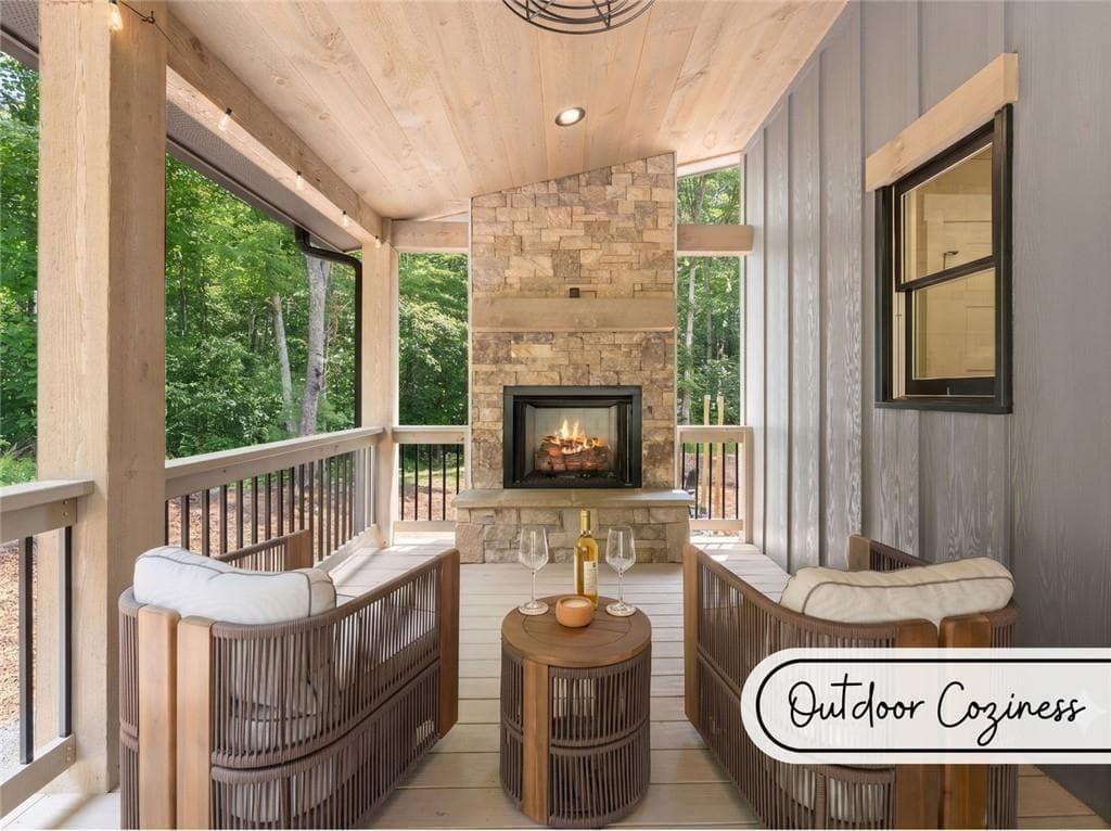 2 bedroom, 3 bathroom, 1,288 sq ft single family residence for sale at 184 Mountain Laurel Ridge, Mineral Bluff, GA 30559 — photo 6
