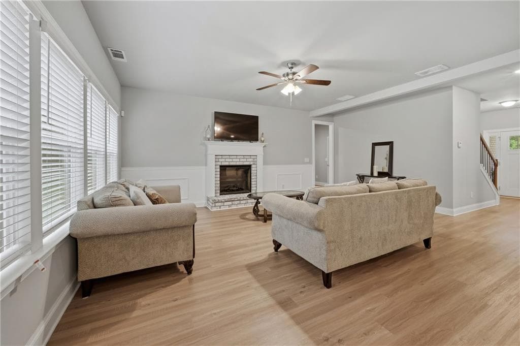 5 bedroom, 3 bathroom, 2,842 sq ft single family residence for sale at 656 East Lake Road, Mcdonough, GA 30252 — photo 6