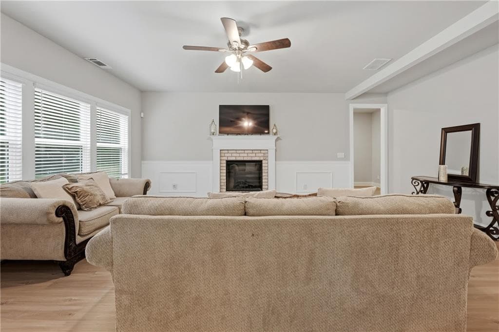 5 bedroom, 3 bathroom, 2,842 sq ft single family residence for sale at 656 East Lake Road, Mcdonough, GA 30252 — photo 8