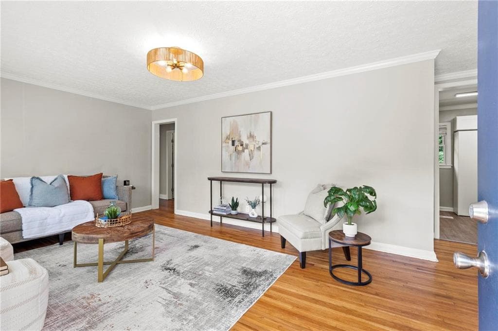 3 bedroom, 2 bathroom, 1,108 sq ft single family residence under contract at 1808 Flintwood Drive, Atlanta, GA 30316 — photo 5