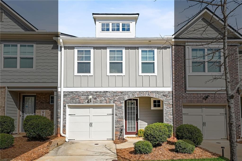 3 bedroom, 3 bathroom, 1,448 sq ft townhouse for sale at 5140 Madeline Place, Stone Mountain, GA 30083 — photo 2