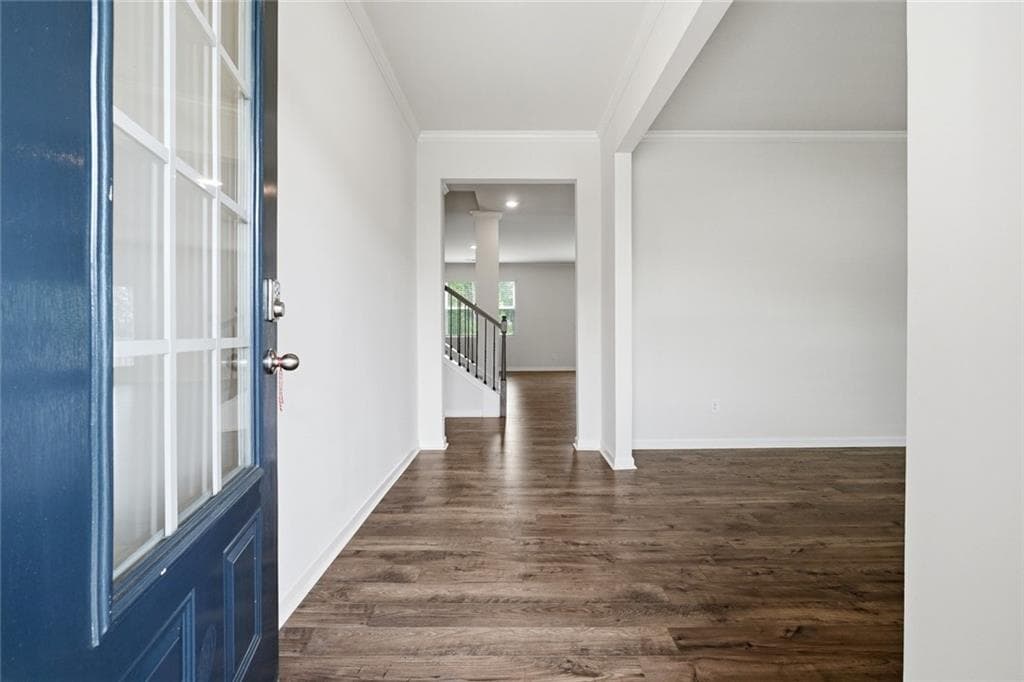 5 bedroom, 3 bathroom, 2,613 sq ft single family residence for rent at 6000R Screech Owl Drive, Flowery Branch, GA 30542 for $2,575 a month — photo 2