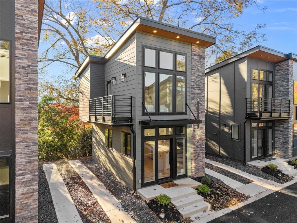 1 bedroom, 2 bathroom, 588 sq ft single family residence for sale at 515 Nightfire Court, Gainesville, GA 30501 — photo 3
