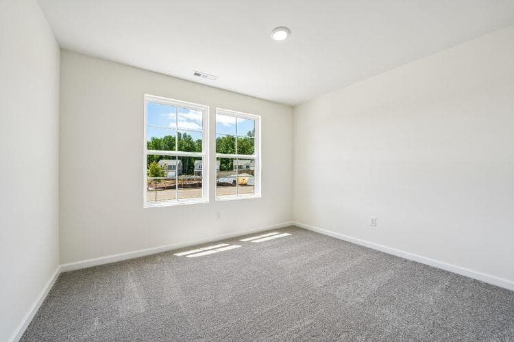 3 bedroom, 2 bathroom, 1,416 sq ft single family residence for sale at 77 Rainbow, Hartwell, GA 30643 — photo 4