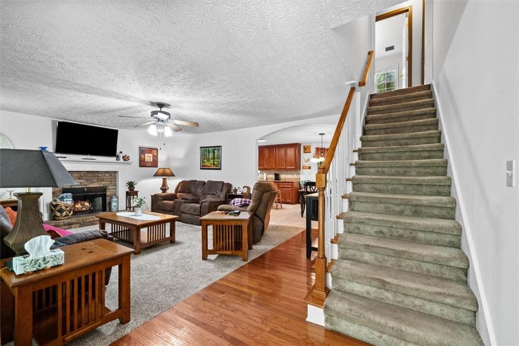 3 bedroom, 3 bathroom, 2,302 sq ft single family residence for sale at 439 Fairview Road, Ball Ground, GA 30107 — photo 5