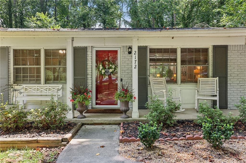 3 bedroom, 2 bathroom, 1,679 sq ft single family residence for rent at 2172 Jonathon Lane, Brookhaven, GA 30319 for $3,400 a month — photo 2