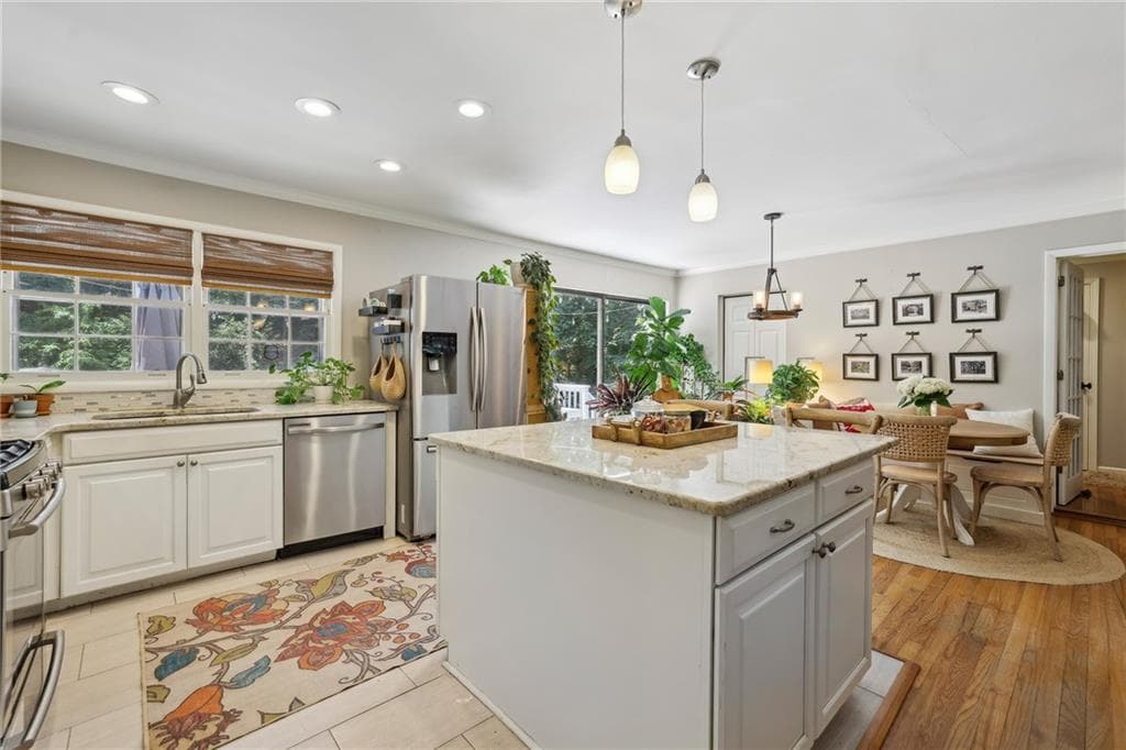 3 bedroom, 2 bathroom, 1,679 sq ft single family residence for rent at 2172 Jonathon Lane, Brookhaven, GA 30319 for $3,400 a month — photo 9