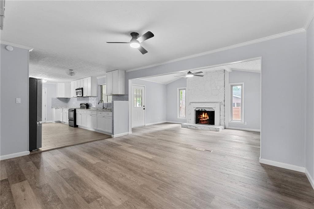 4 bedroom, 2 bathroom, 2,197 sq ft single family residence for sale at 6463 Maddox Road, Morrow, GA 30260 — photo 7