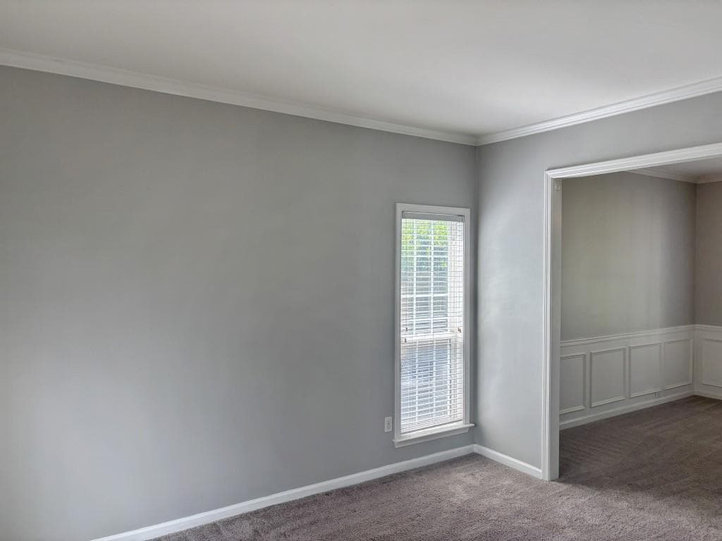4 bedroom, 3 bathroom, 2,242 sq ft single family residence under contract at 3210 Glen Glade Way, Cumming, GA 30041 — photo 3