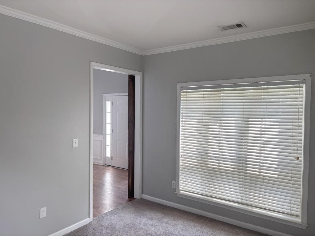 4 bedroom, 3 bathroom, 2,242 sq ft single family residence under contract at 3210 Glen Glade Way, Cumming, GA 30041 — photo 4