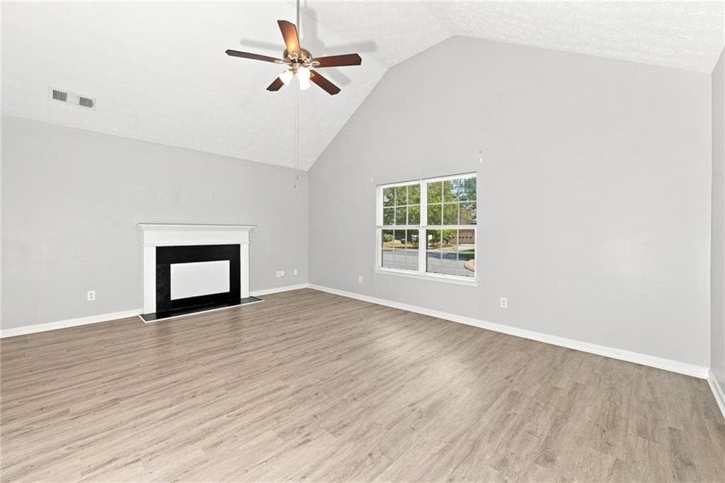3 bedroom, 2 bathroom, 1,612 sq ft single family residence for rent at 1311 Birch Court, Lithonia, GA 30058 for $1,760 a month — photo 5