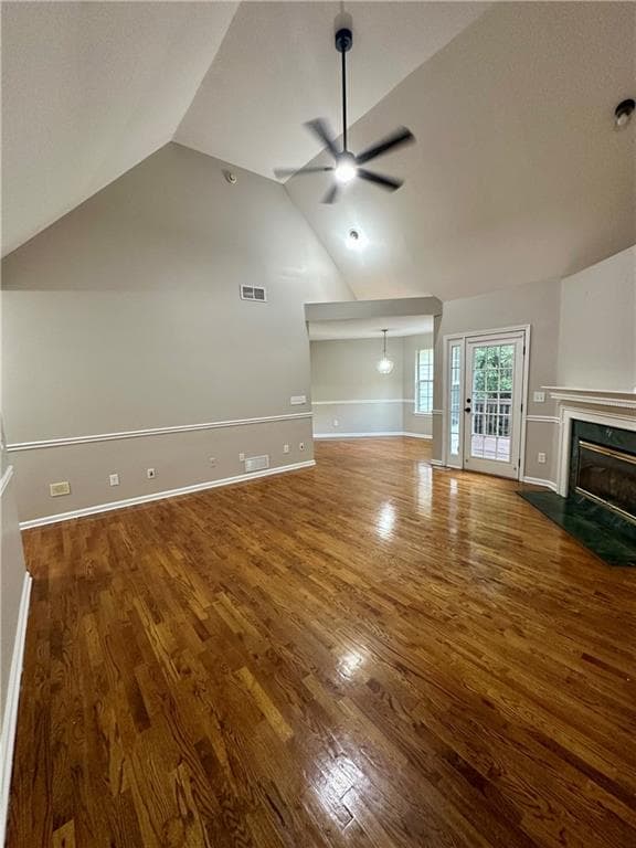 3 bedroom, 2 bathroom, 1,556 sq ft single family residence for sale at 115 Cannon Drive, Fayetteville, GA 30214 — photo 5