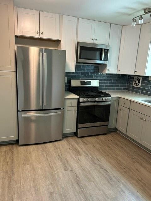 1 bedroom, 1 bathroom, 720 sq ft condominium for sale at 1048 Saint Charles Avenue 7, Atlanta, GA 30306 — photo 2