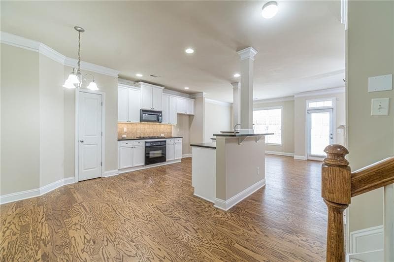 3 bedroom, 3 bathroom, 2,090 sq ft condominium for sale at 2364 Harshaw Avenue, Lawrenceville, GA 30043 — photo 6