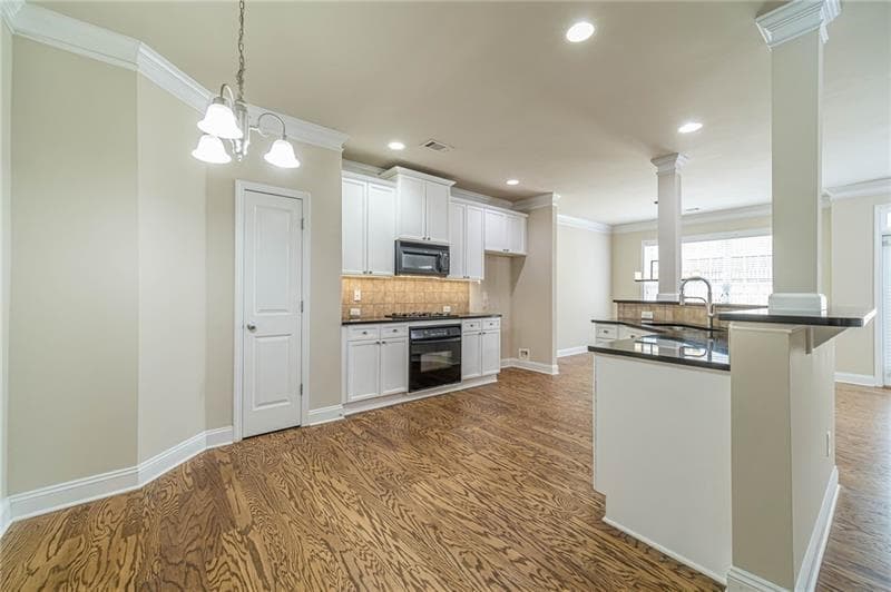 3 bedroom, 3 bathroom, 2,090 sq ft condominium for sale at 2364 Harshaw Avenue, Lawrenceville, GA 30043 — photo 7