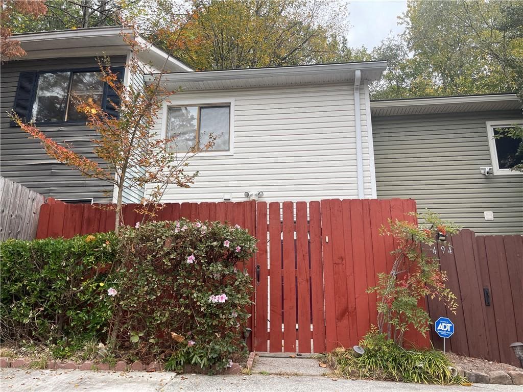 2 bedroom, 3 bathroom, 1,252 sq ft townhouse for rent at 492 Granite Ridge Place, Atlanta, GA 30350 for $1,800 a month — photo 4