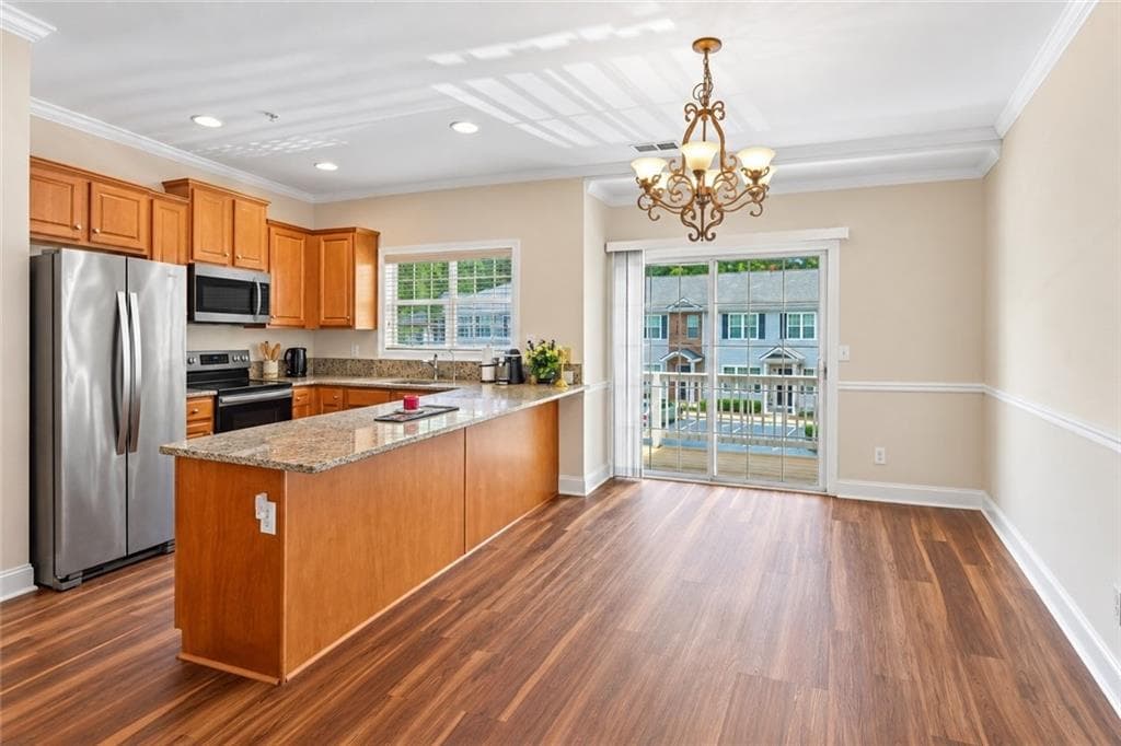 2 bedroom, 2 bathroom, 1,426 sq ft condominium for sale at 4017 Steeplechase, Alpharetta, GA 30004 — photo 5