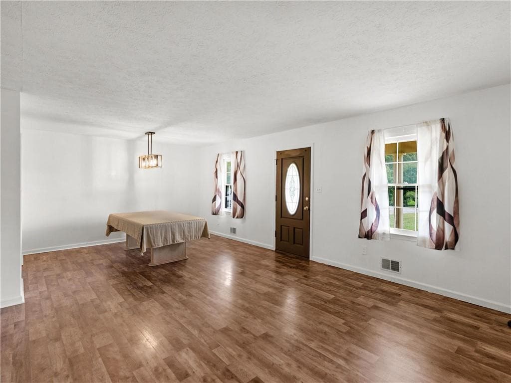 3 bedroom, 2 bathroom, 1,548 sq ft single family residence for sale at 121 Rosser Road, Mcdonough, GA 30252 — photo 8