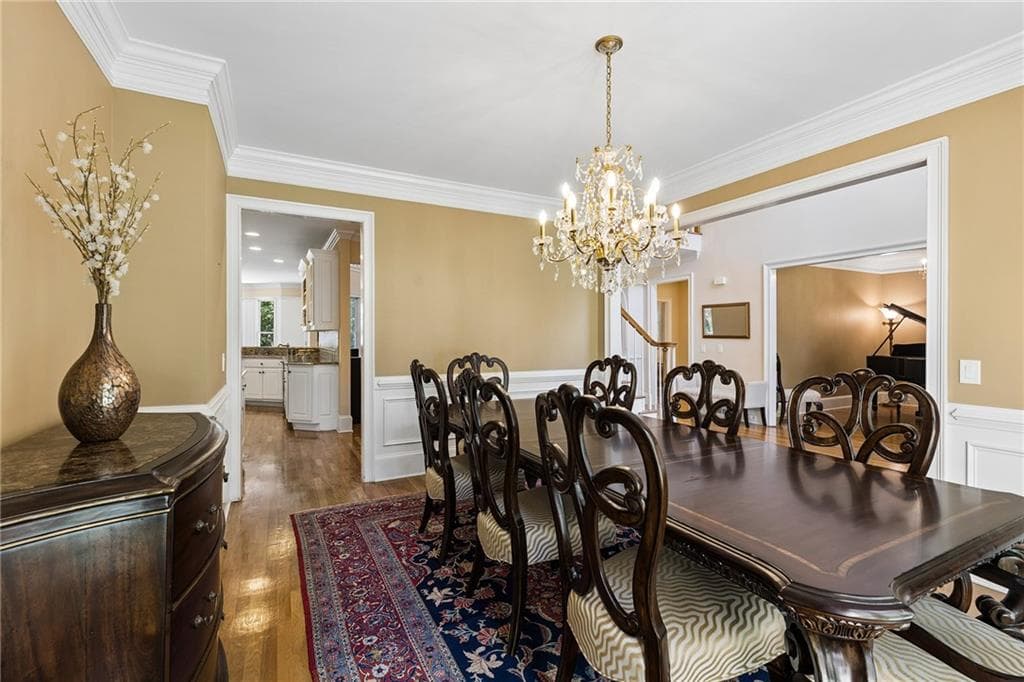 5 bedroom, 5 bathroom, 6,112 sq ft single family residence for sale at 9835 Autry Falls Drive, Johns Creek, GA 30022 — photo 7