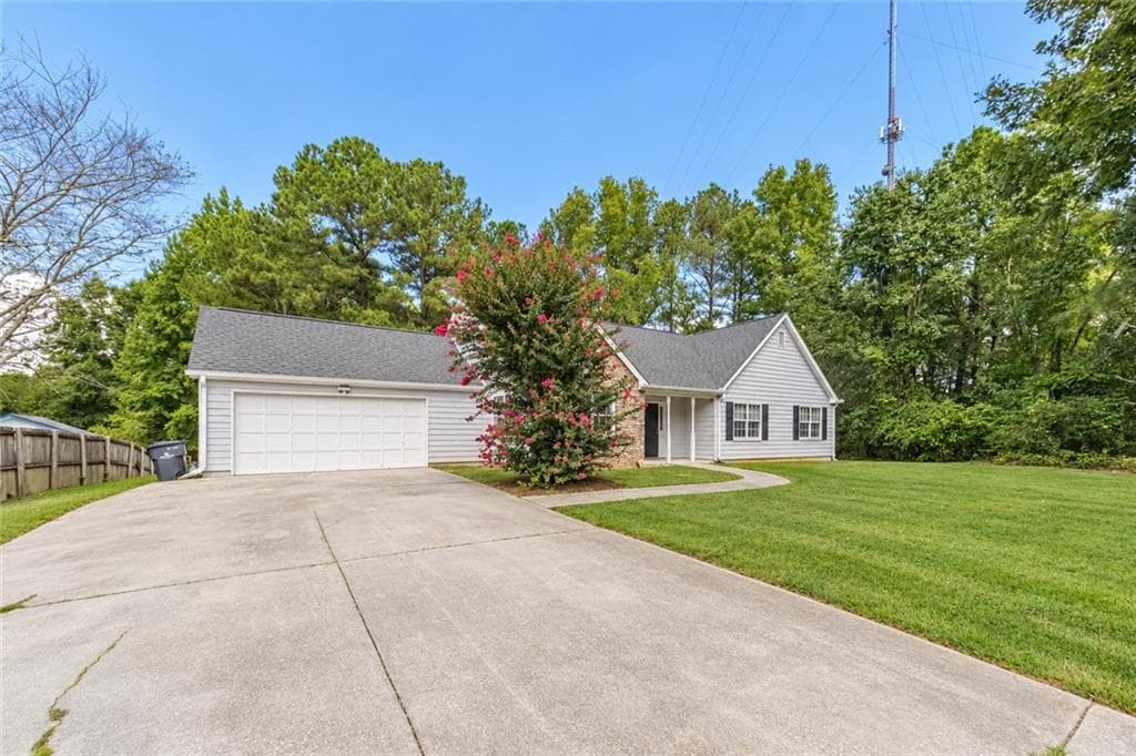 3 bedroom, 2 bathroom, 1,470 sq ft single family residence for sale at 660 Tribble Creek Drive, Grayson, GA 30017 — photo 3