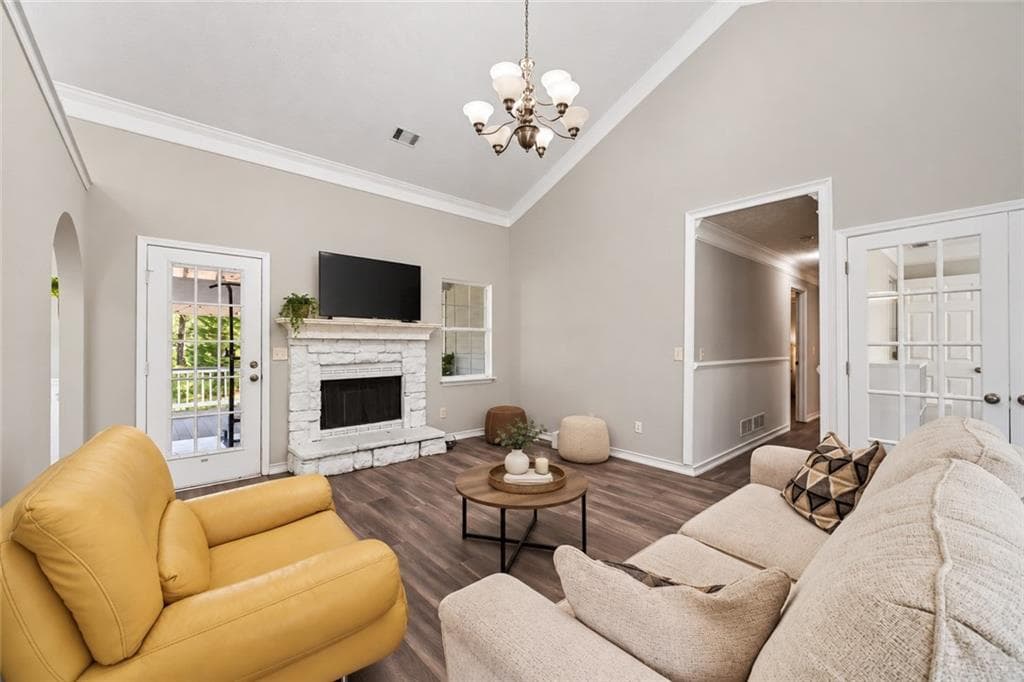 3 bedroom, 2 bathroom, 1,470 sq ft single family residence for sale at 660 Tribble Creek Drive, Grayson, GA 30017 — photo 6