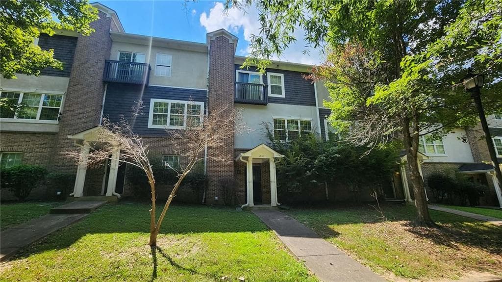 3 bedroom, 3 bathroom, 2,448 sq ft townhouse for sale at 1476 Talia Wood Circle, Atlanta, GA 30314