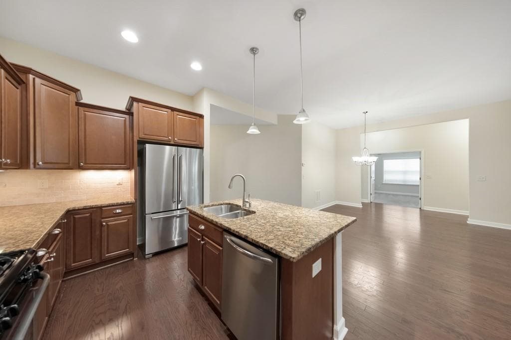 3 bedroom, 2 bathroom, 1,985 sq ft condominium for sale at 151 Kendrick Farm Lane, Marietta, GA 30066 — photo 8