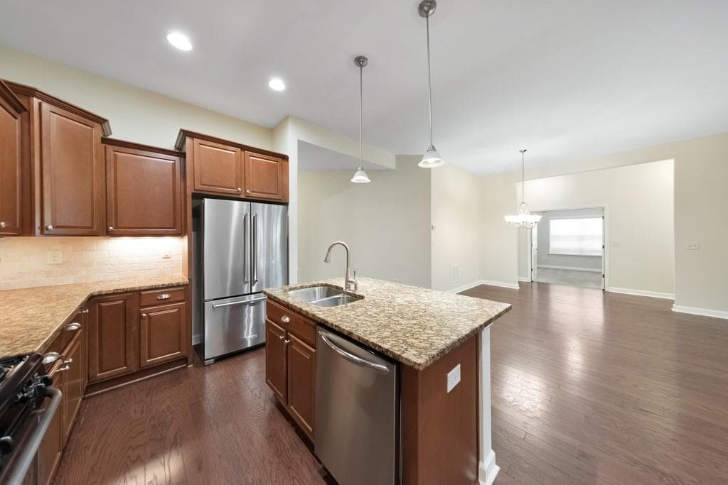 3 bedroom, 2 bathroom, 1,985 sq ft condominium for sale at 151 Kendrick Farm Lane, Marietta, GA 30066 — photo 10