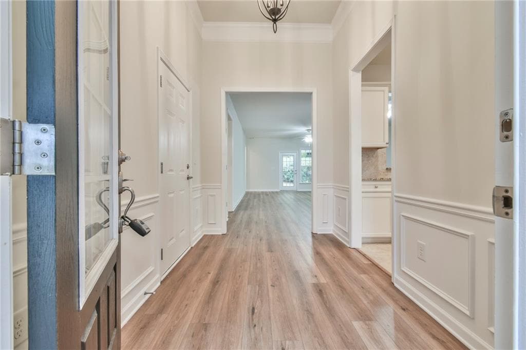 2 bedroom, 2 bathroom, 1,942 sq ft single family residence for sale at 6632 Fawn Meadow Lane, Hoschton, GA 30548 — photo 7