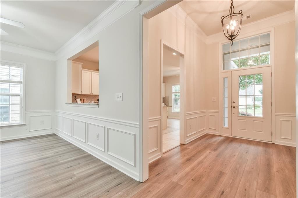 2 bedroom, 2 bathroom, 1,942 sq ft single family residence for sale at 6632 Fawn Meadow Lane, Hoschton, GA 30548 — photo 8