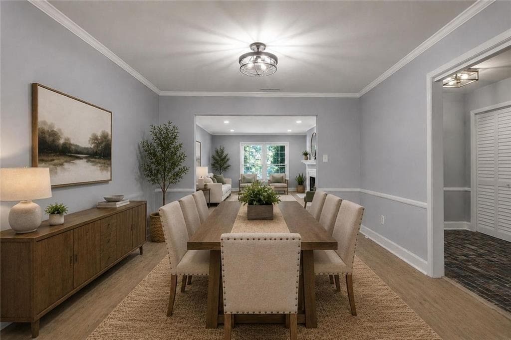 3 bedroom, 2 bathroom, 1,500 sq ft condominium for sale at 100 La Rue Place, Atlanta, GA 30327 — photo 5