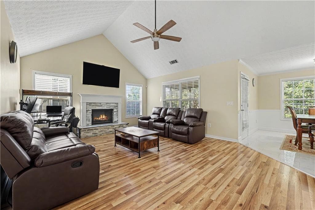 6 bedroom, 4 bathroom, 3,724 sq ft single family residence for sale at 3159 Battlement Circle, Loganville, GA 30052 — photo 5