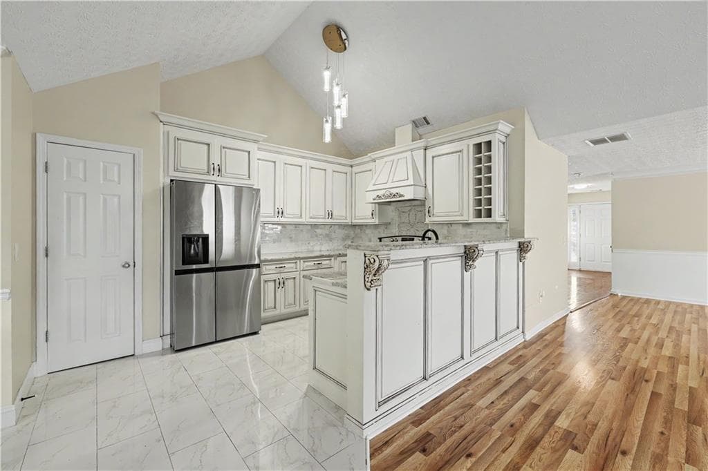 6 bedroom, 4 bathroom, 3,724 sq ft single family residence for sale at 3159 Battlement Circle, Loganville, GA 30052 — photo 10