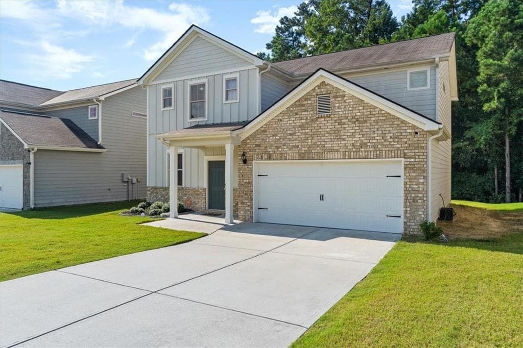 3 bedroom, 3 bathroom, 2,460 sq ft single family residence for sale at 7627 Rudder Circle, South Fulton, GA 30213 — photo 2