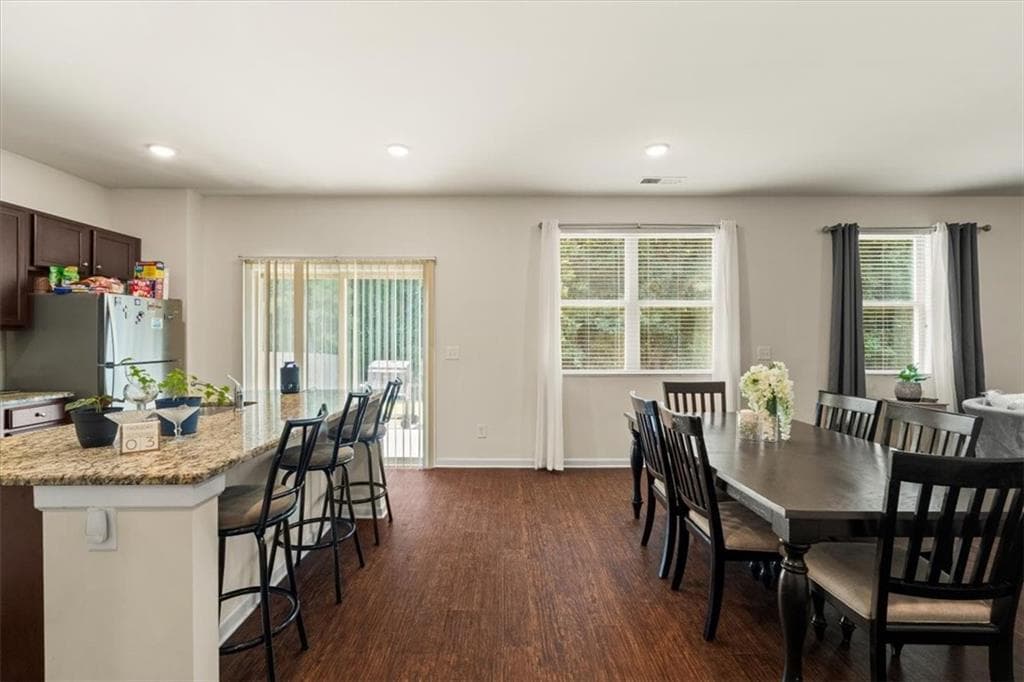3 bedroom, 3 bathroom, 2,460 sq ft single family residence for sale at 7627 Rudder Circle, South Fulton, GA 30213 — photo 8