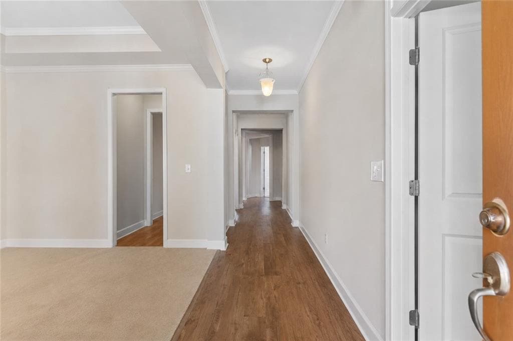 3 bedroom, 3 bathroom, 3,118 sq ft single family residence for sale at 3354 Locust Cove Road, Gainesville, GA 30504 — photo 10