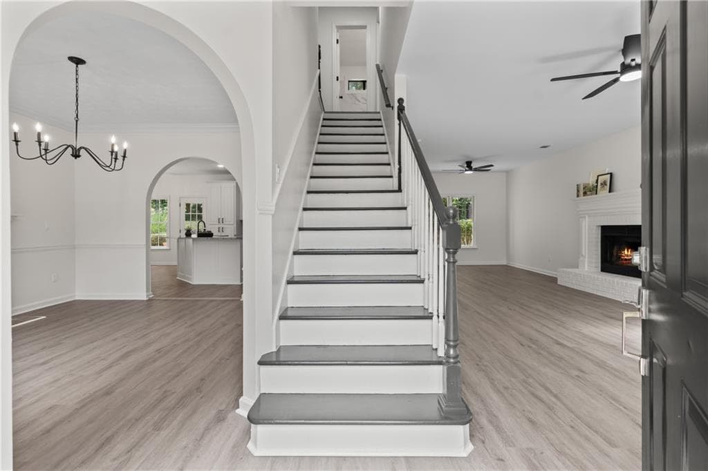 4 bedroom, 3 bathroom, 2,518 sq ft single family residence for sale at 71 Picketts View, Acworth, GA 30101 — photo 3