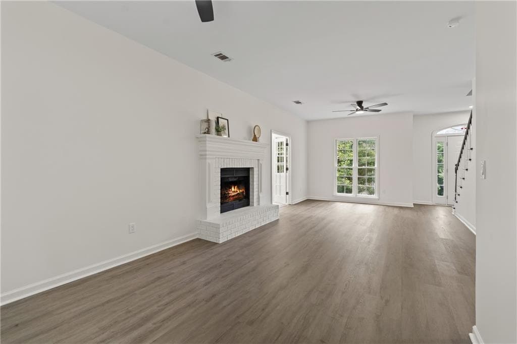 4 bedroom, 3 bathroom, 2,518 sq ft single family residence for sale at 71 Picketts View, Acworth, GA 30101 — photo 9