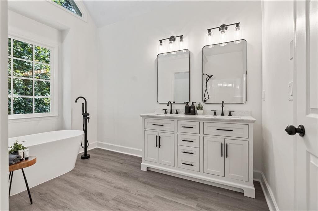 4 bedroom, 3 bathroom, 2,518 sq ft single family residence for sale at 71 Picketts View, Acworth, GA 30101 — photo 6