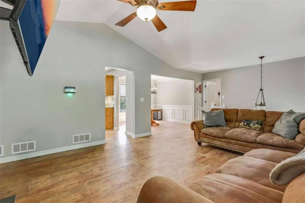 4 bedroom, 3 bathroom, 1,624 sq ft single family residence for sale at 3415 Laurel Springs Cove, Villa Rica, GA 30180 — photo 5