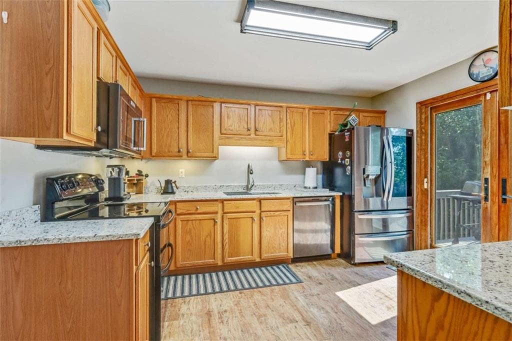 4 bedroom, 3 bathroom, 1,624 sq ft single family residence for sale at 3415 Laurel Springs Cove, Villa Rica, GA 30180 — photo 10