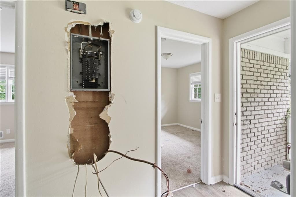 3 bedroom, 2 bathroom, 1,498 sq ft single family residence for sale at 3975 Phylis Place, Decatur, GA 30035 — photo 7