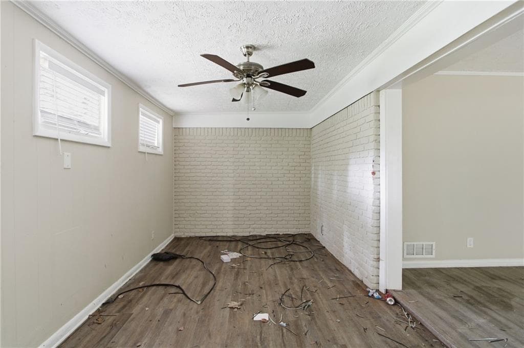 3 bedroom, 2 bathroom, 1,498 sq ft single family residence for sale at 3975 Phylis Place, Decatur, GA 30035 — photo 9